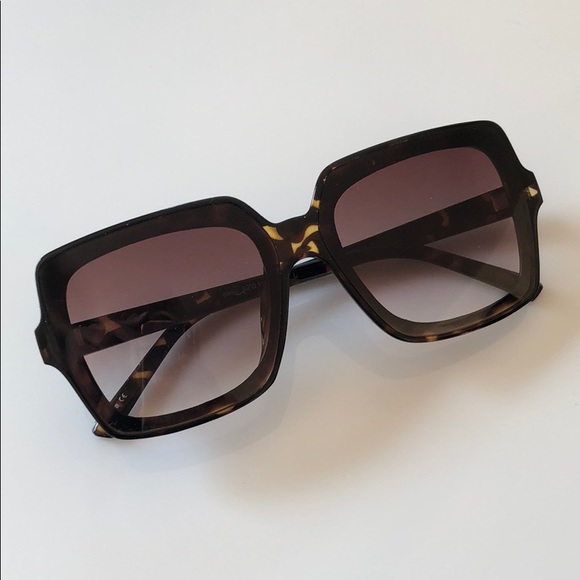 Tortoise frame smoky lens fashion sunglasses - Picture 3 of 8